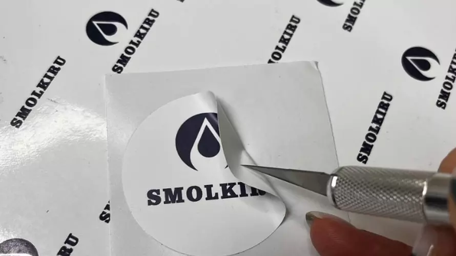 На какой плёнке лучше заливать наклейки и стикеры